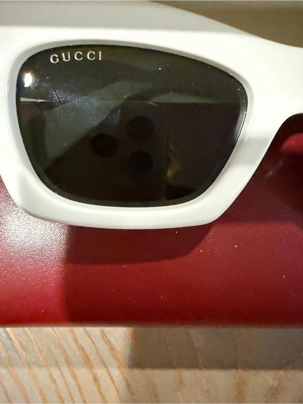 Gucci Cat Eye-Frame Sunglasses - White White Grey - NEW